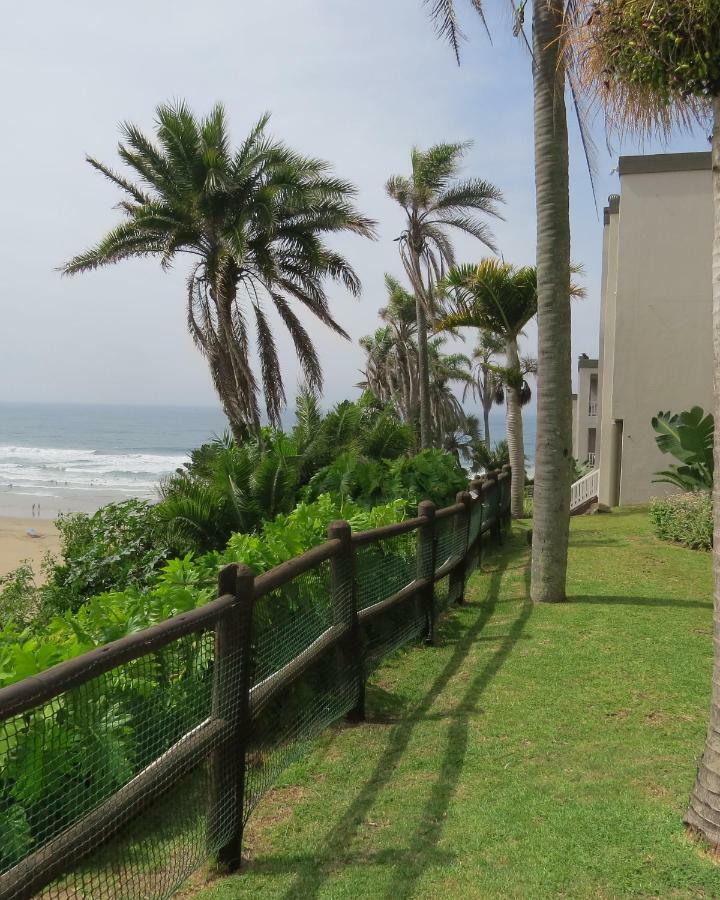 Laguna 75 Uvongo Beach Esterno foto